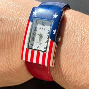 Geneva patriotic watch/bracelet-hinged